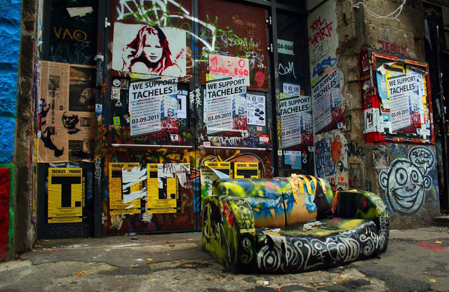 Alternative Germany: tacheles sofa