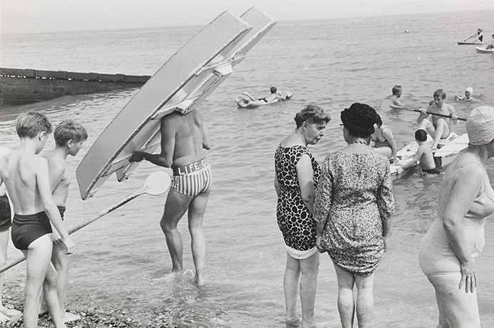 Tony Ray Jones: Eastborne, 1968