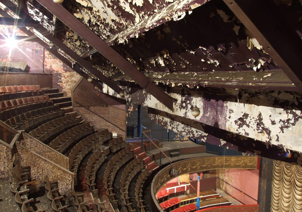 Theatres at Risk: Theatres at risk #4