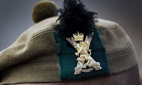 La insignia del regimiento real de Escocia.