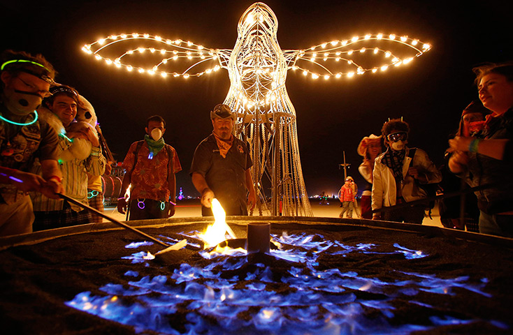 Burning Man 2013: The Guardian of Dawn art installation 