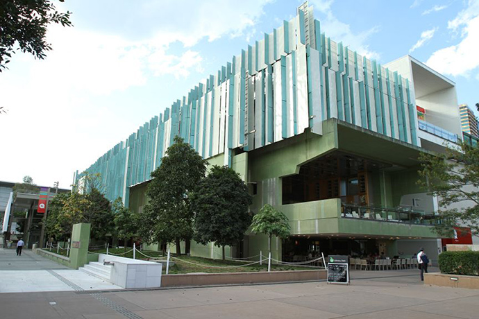 South Bank: The State Library