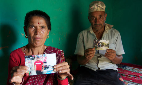 grieving-parents-Nepal-007.jpg