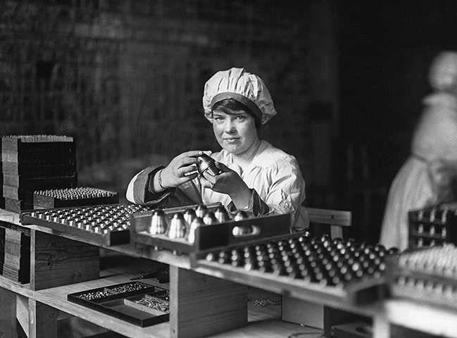 Woman munitions worker