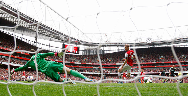 football: Arsenal v Stoke City - Barclays Premier League