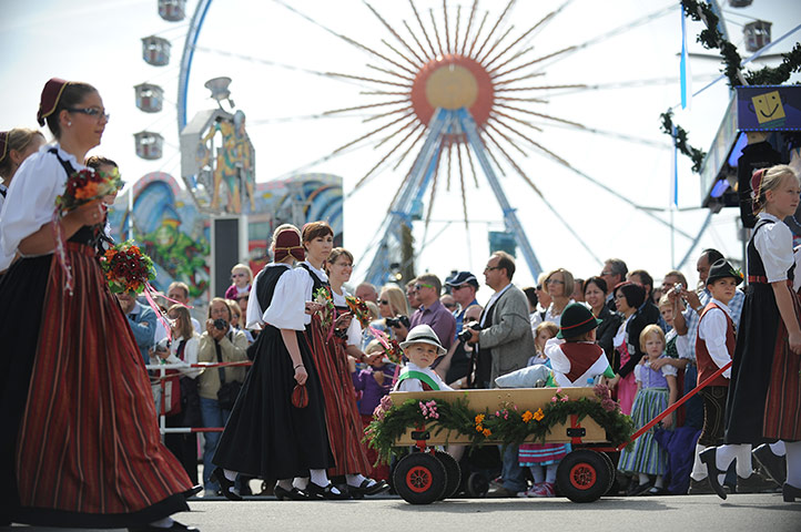 oktoberfest: Oktoberfest opening parade