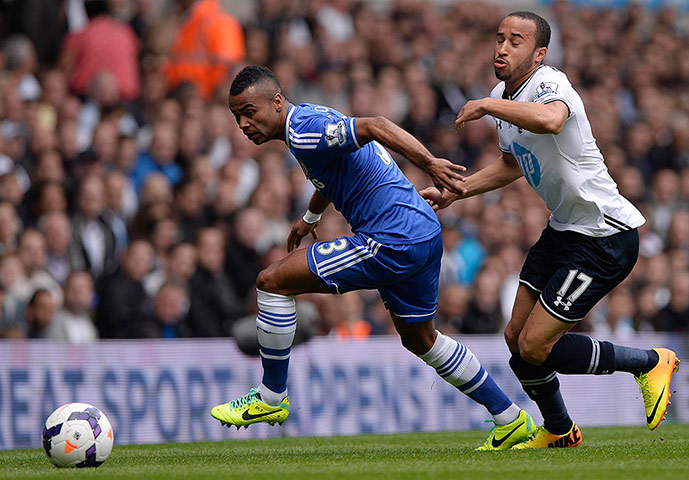 sport.: Tottenham v Chelsea at White Hart Lane