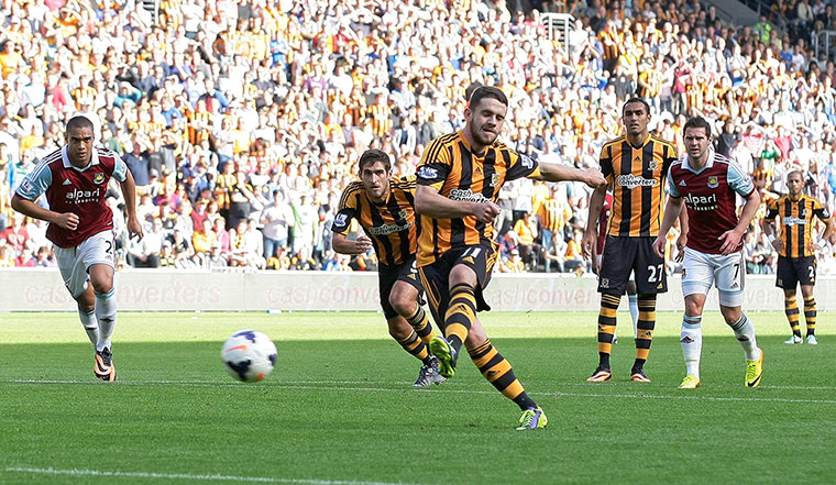 football: Hull City v West Ham United - Barclays Premier League