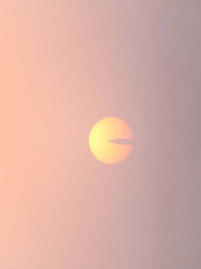 Your pics - mysterious: image of sun in sky with object in front