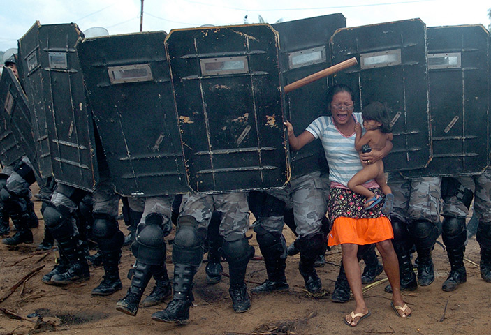 Best of Eyewitness: An indigenous woman protests in Brazil