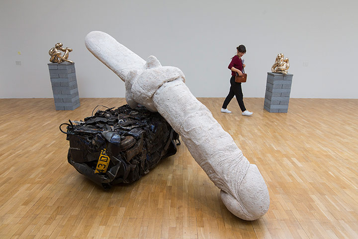 Situation: Absolute Beach Man Rubble