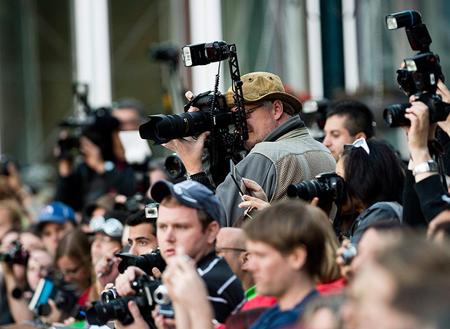 Fifth Estate Gala: Photographers and fans try to get the attention of celebrities 