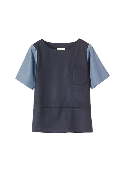 best tops: navy chambray contast top short sleeves