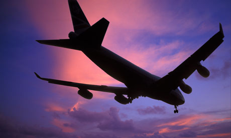 747 Jumbo Jet landing at Heathrow UK
