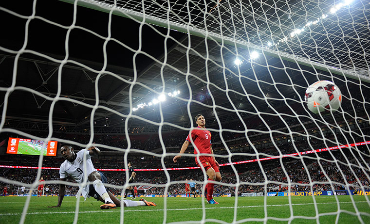 Sport....: England v Moldova