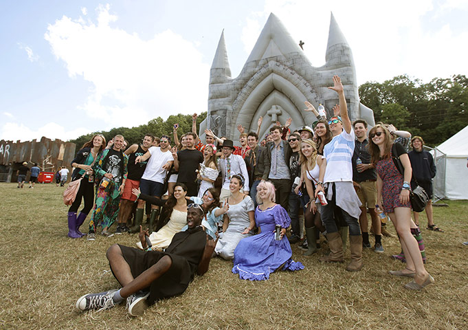 Bestival 2013: Bestival wedding