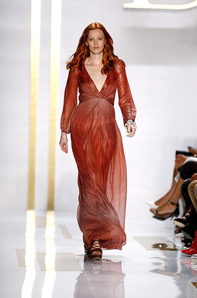 Diane Von Furstenburg: Karen Elsom on the catwalk