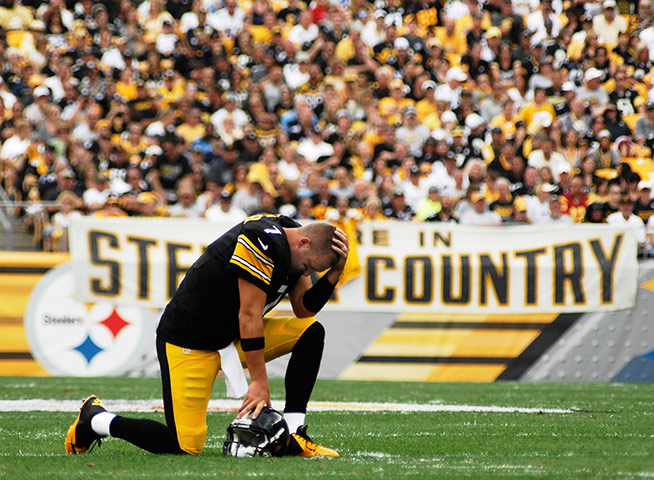 NFL Week One Gallery: Pittsburgh Steelers Quarterback Ben Roethlisberger