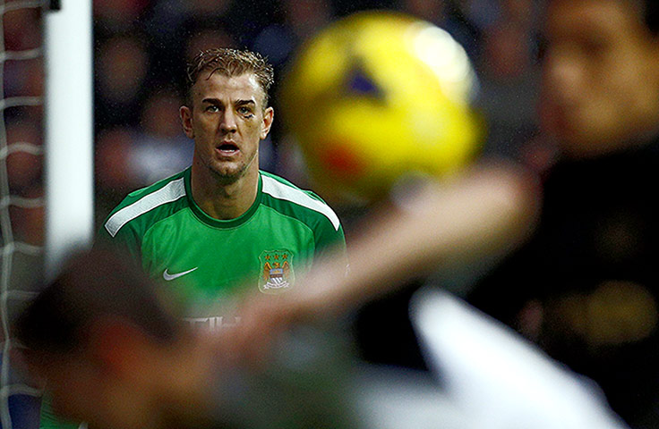 Premier New Years Day : Manchester City's English goalkeeper Joe Hart