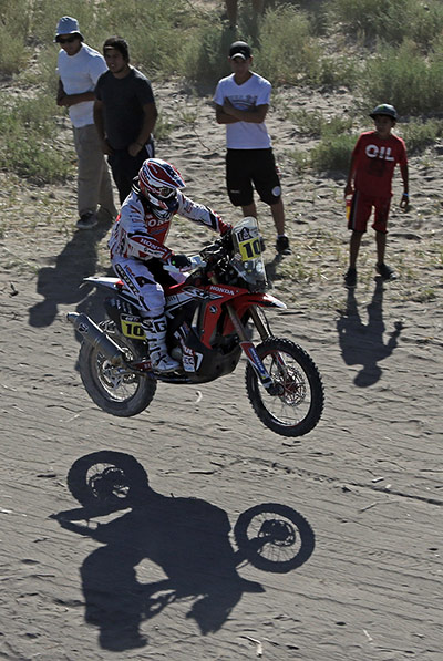 Dakar Rally 2014: Paulo Goncalves of Portugal powers his H