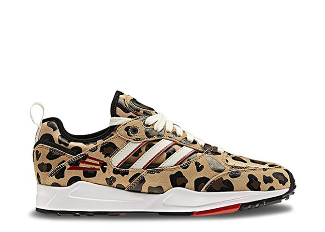 Trainers: Stylish trainers - leopard print Adidas trainers with white sole & stripes
