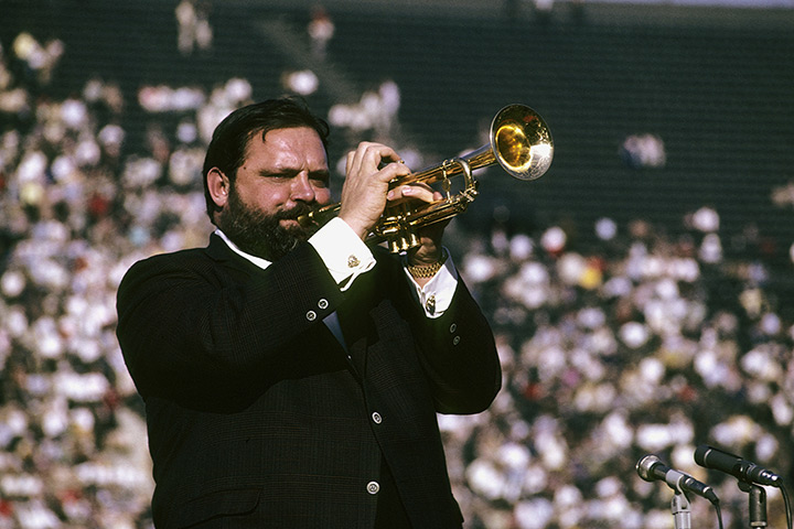 looking back: superbowl I: Al Hirt plays the national anthem at Super Bowl I