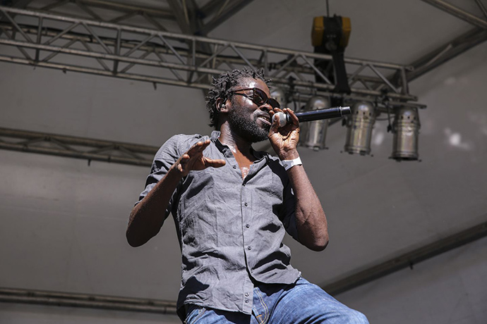 So frenchy: Fefe performing live on stage at So Frenchy