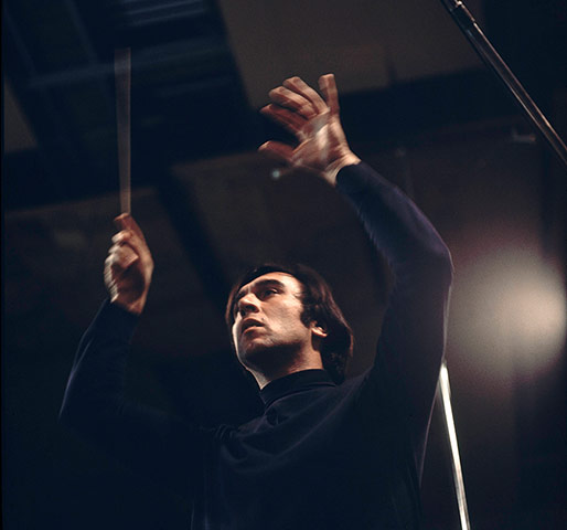 Claudio Abbado: Claudio Abbado conducting. Date unknown