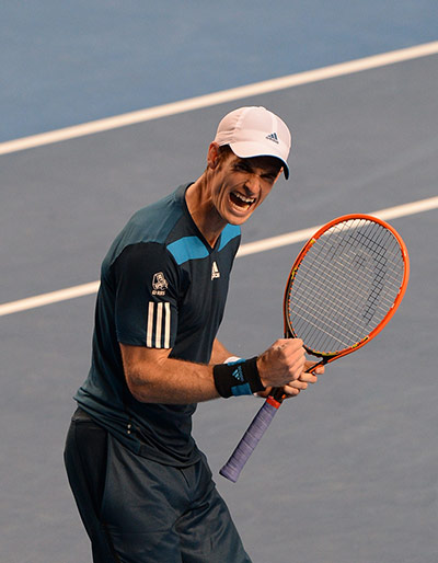 aussie open day 8: Andy Murray celebrates