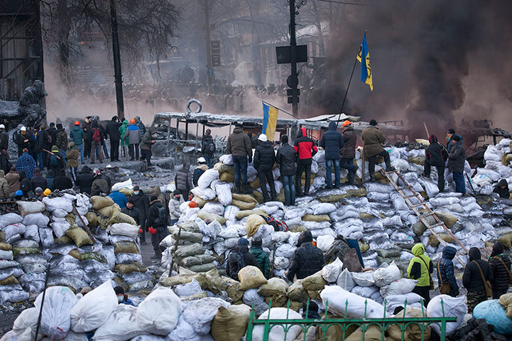 Ukraine: Protests Continue In Kiev As The Opposition Calls For A Snap Election