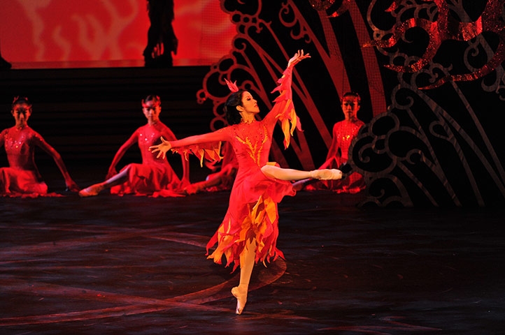 The Prince of the Pagodas: Mamiko Yukawa as Empress Epine