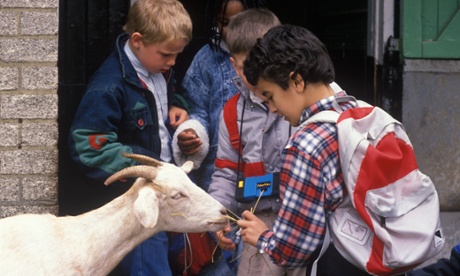 Children at an urban farm