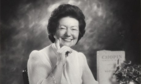 Joan Burns, who became a concert pianist by her early 20s, has died aged 91