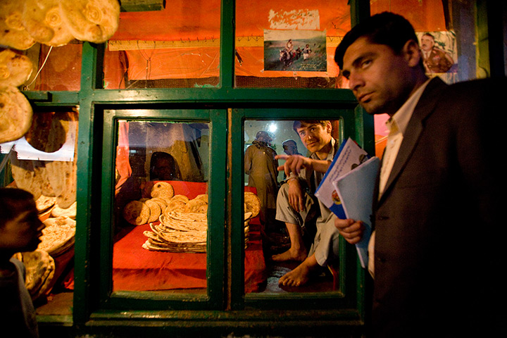 Olmos street photography: Antonio Olmos street photography