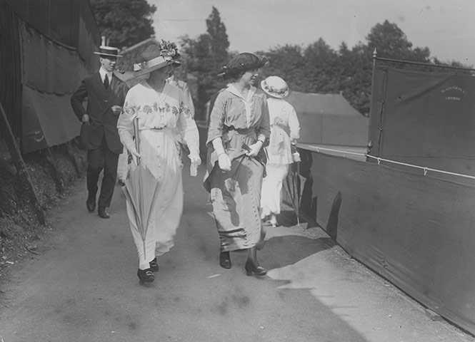 Before the war: Tennis Fashion