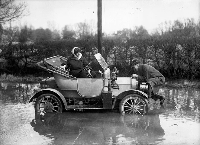 1914: Flooded Engine