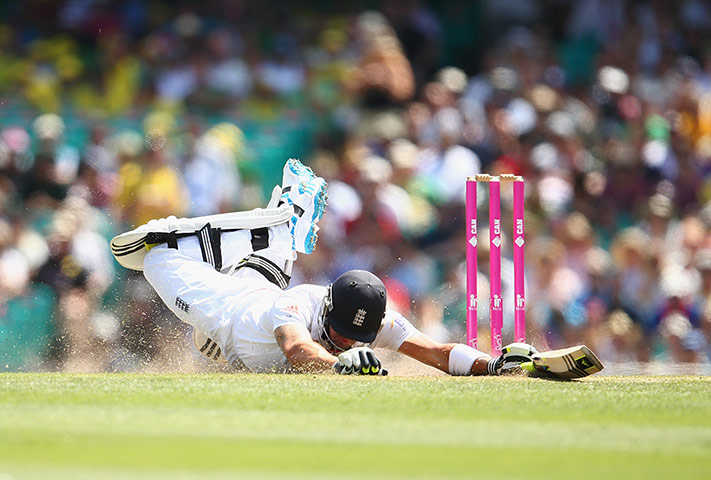 test day 3: Kevin Pietersen dives into his crease
