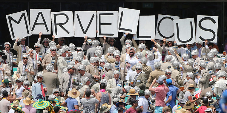 test day 3: Cricket fans
