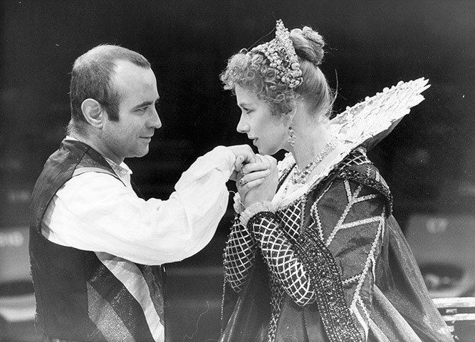 Duchess of Malfi: Bob Hoskins and Helen Mirren in The Duchess of Malfi at the Royal Exchange 