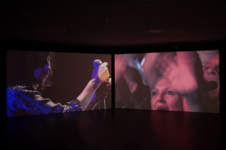 exhibitionist1101: Graham Dolphin