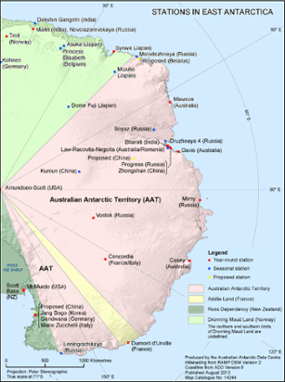 Map of Antarctic research stations