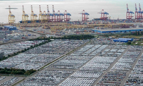 Cars for export at the harbour of the German northern town of Bremerhaven. Photo: Reuters/Fabian Bimmer