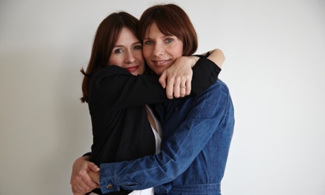 Hug life: Doll And Em