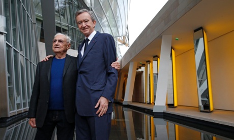 Frank Gehry (L) and Bernard Arnault inside the new building.