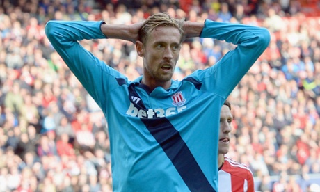 SUNDERLAND, ENGLAND - OCTOBER 04: A dejected Peter Crouch of Stoke City looks on during the Barclays Premier League match between Sunderland and Stoke City at Stadium of Light on October 4, 2014 in Sunderland, England.  (Photo by Nigel Roddis/Getty Images)English Premier LeagueFootballSoccerClub SoccerEnglish Soccer ClubBallTeam Sport