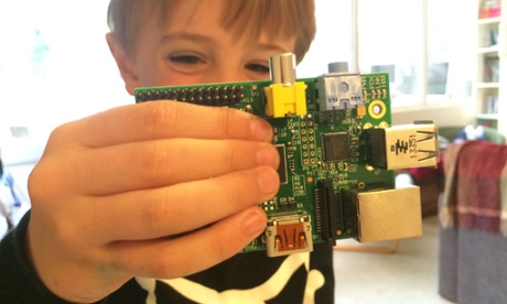 The Kano kit shows children the insides of a computer.