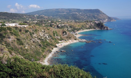 Beaches near Capo Vaticano.