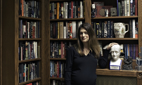 GILLIAN FLYNN