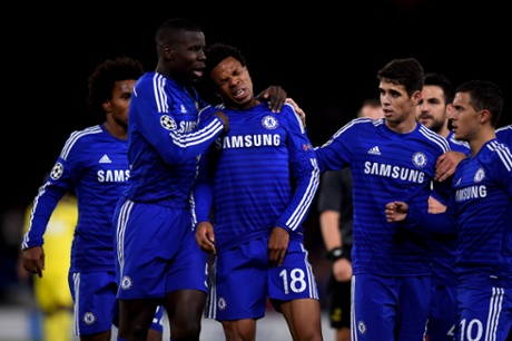 Remy has pulled his groin and has to go off.  He's replaced by Didier Drogba