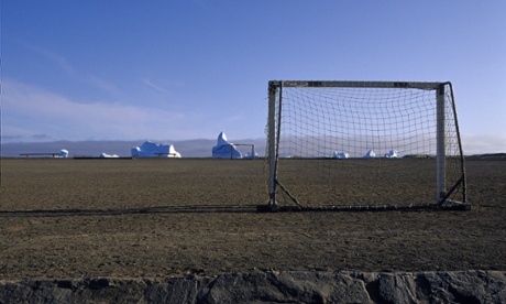Грустная история успеха футбола на огромном острове Гренландия